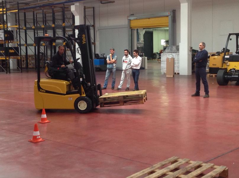 Corsisti sul campo prove - la parte pratica del corso
